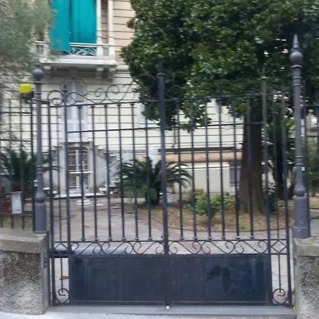 Dal Castello Alle 5terre Apartment