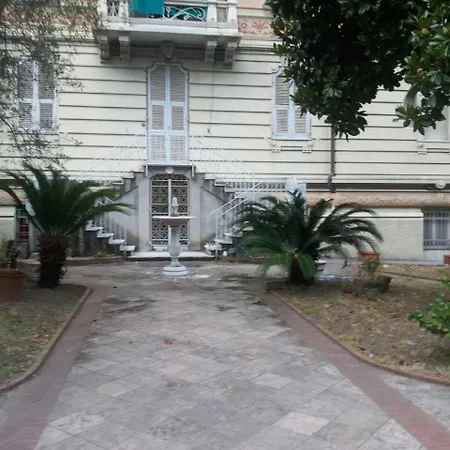 Dal Castello Alle 5terre Apartment